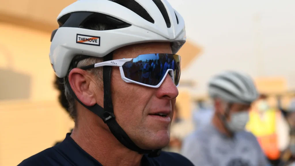 Terapi Intensif Lance Armstrong mengatakan dia alami PTSD 