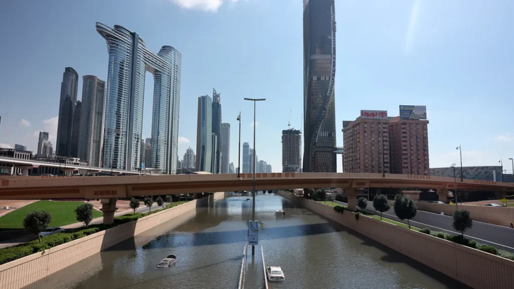 Pemandangan Dubai Minggu ketika kehidupan di Dubai terhenti