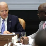 Tim Biden berkonsultasi dengan alumni Morehouse terkemuka