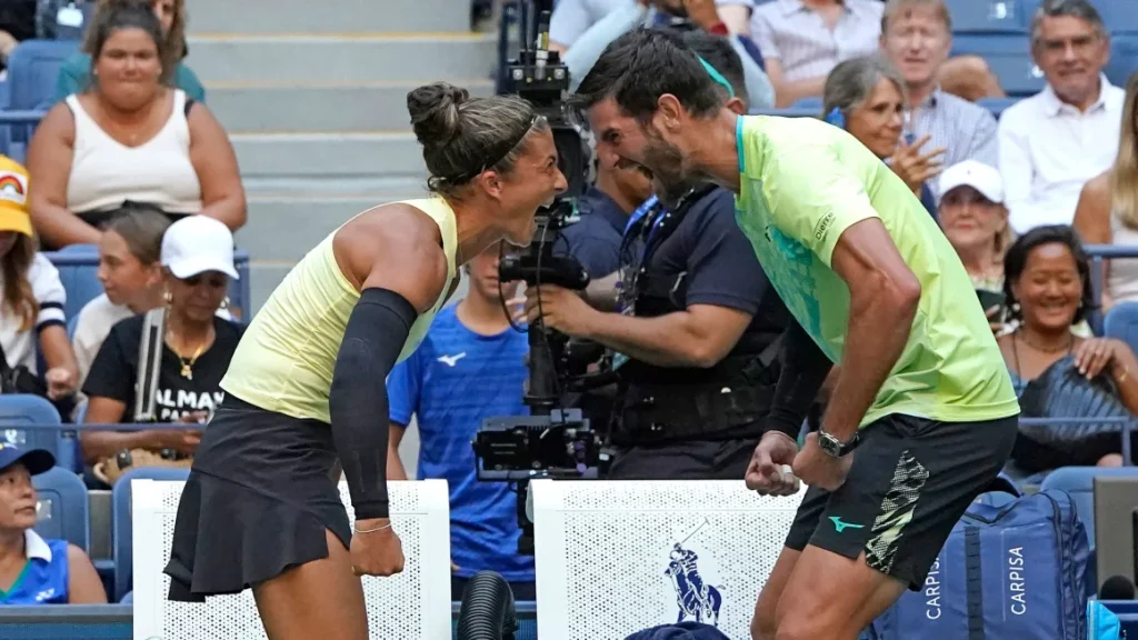 Sara Errani merayakan tahun yang ‘luar biasa’ dengan kemenangan ganda campuran